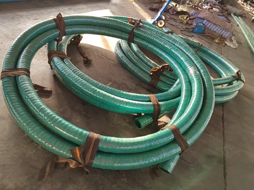 Gummirør med stor diameter vs. metalrør – hvilket rør håndterer faktisk vibrationer og termisk udvidelse bedre over tid?